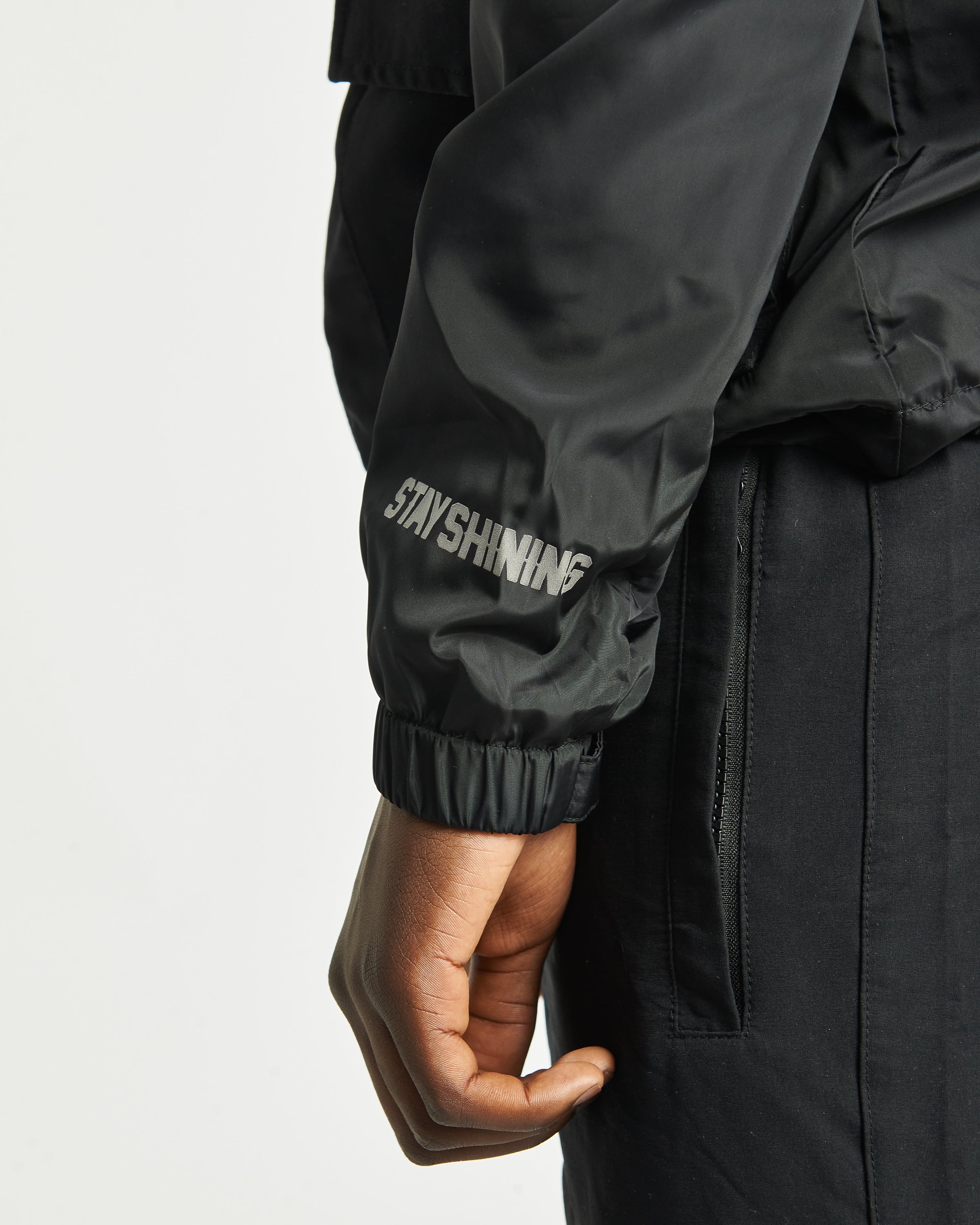 メンズウェア OBSIDIAN WIND BREAKER OBSIDIAN WIND BREAKER - メルカリ